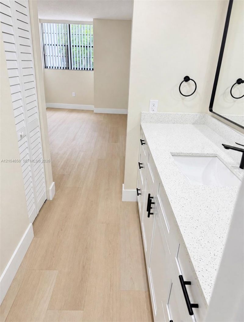 10625 SW 112th Ave, Unit 311, Miami, FL 33176 Photo
