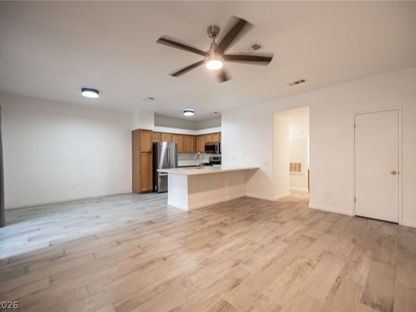 5415 W Harmon Avenue , Unit 1057, Las Vegas, NV 89103
