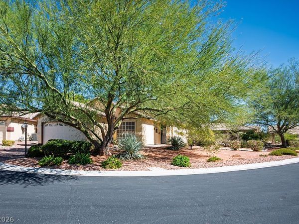 4824 Lawnwood Court , Las Vegas, NV 89130