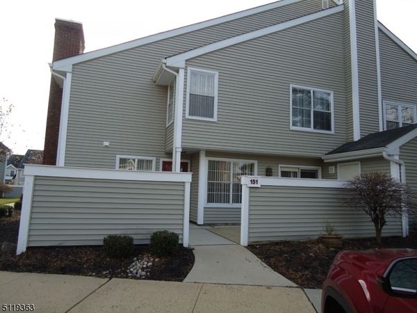 151 Country Club Dr, Union, NJ 07083