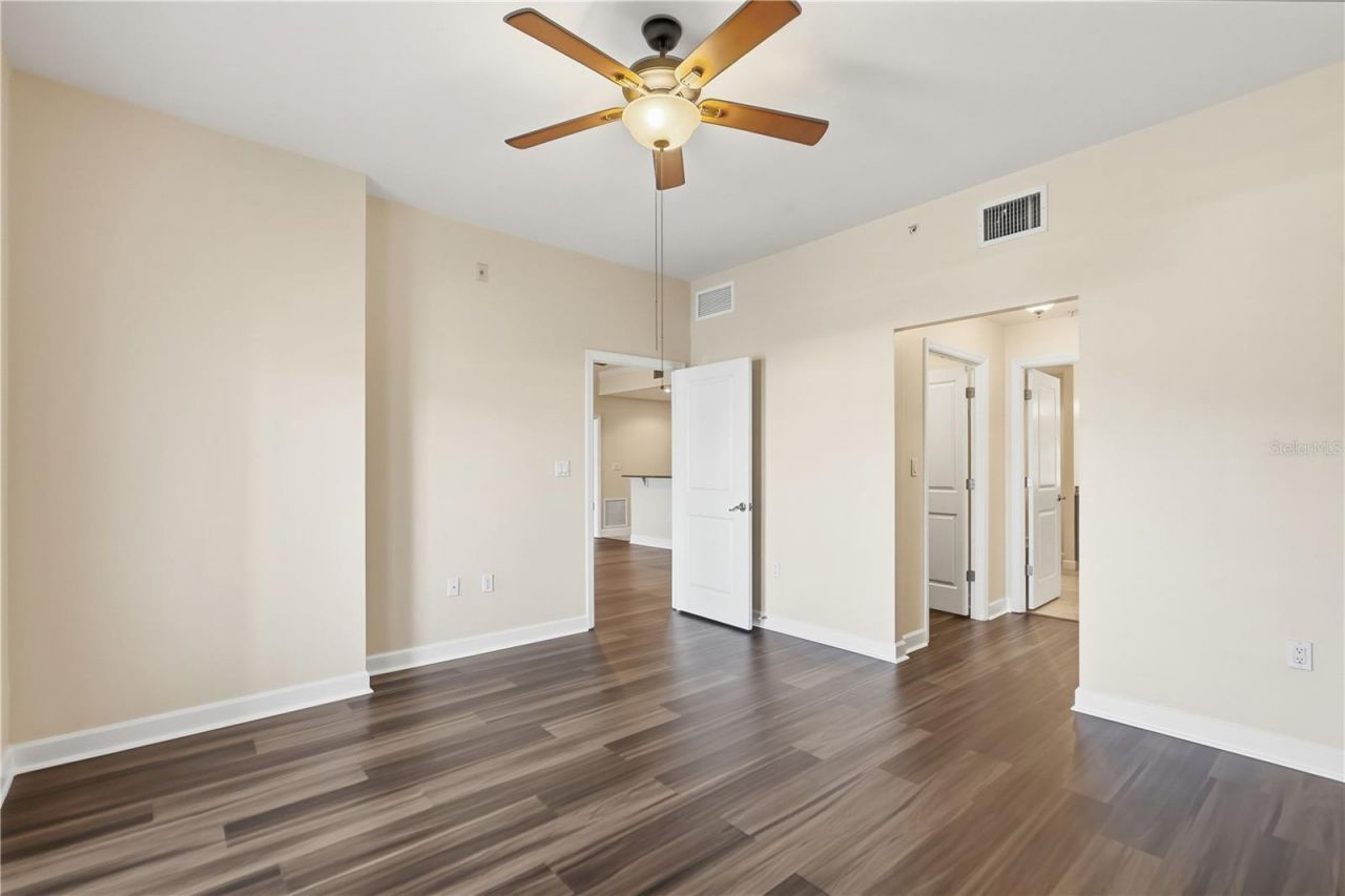2305 Edgewater Drive , Unit 1211, Orlando, FL 32804 Photo