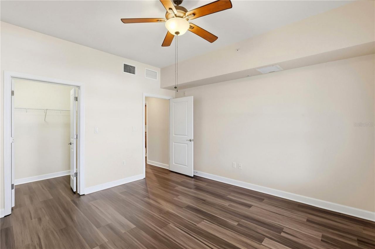 2305 Edgewater Drive , Unit 1211, Orlando, FL 32804 Photo