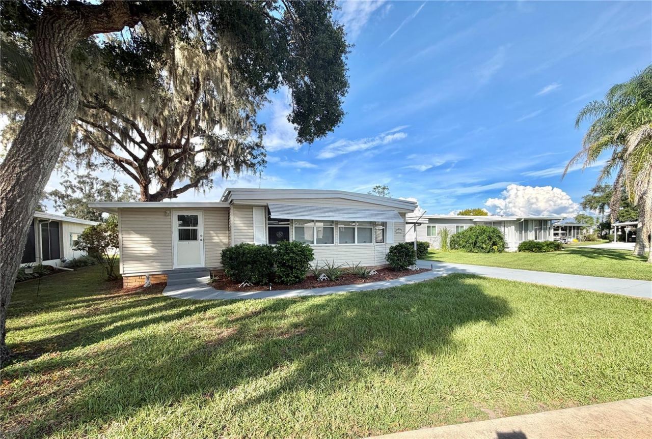 103 Tamarisk Way , Leesburg, FL 34748 Photo