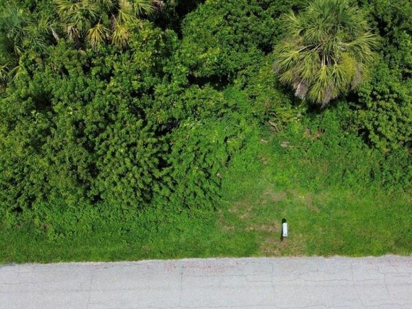 4099 DOTHAM STREET, PORT CHARLOTTE, FL 33948