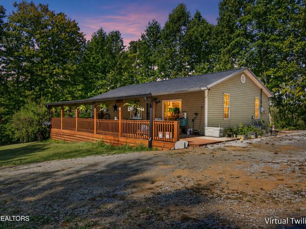 2882 Brewer Rd, Crossville, TN 38572