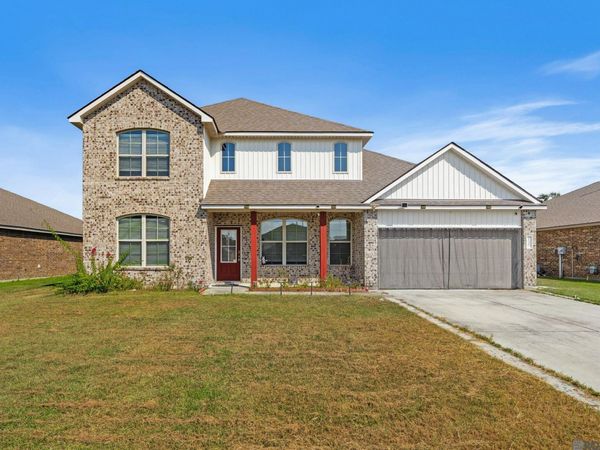 10589 Tumbleweed Dr, Denham Springs, LA 70706