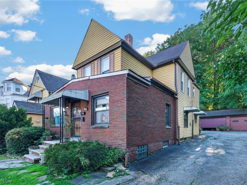 2117 Fairview Avenue, Cleveland, OH 44106 Photo 6