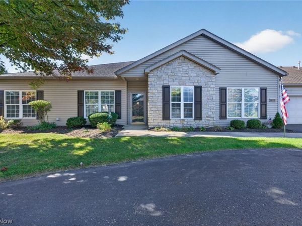 2046 University Commons Drive SE, Massillon, OH 44646