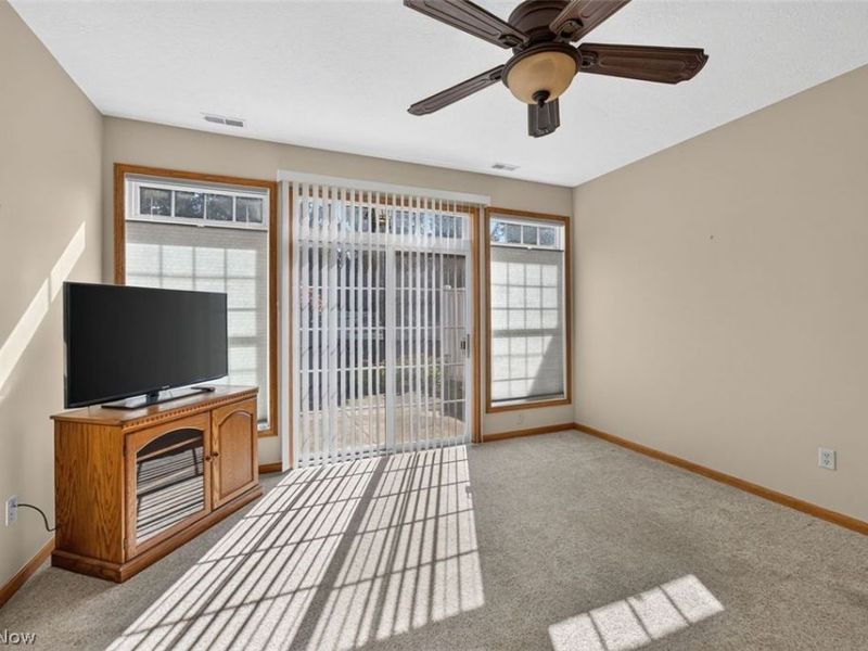 2046 University Commons Drive SE, Massillon, OH 44646 Photo 13