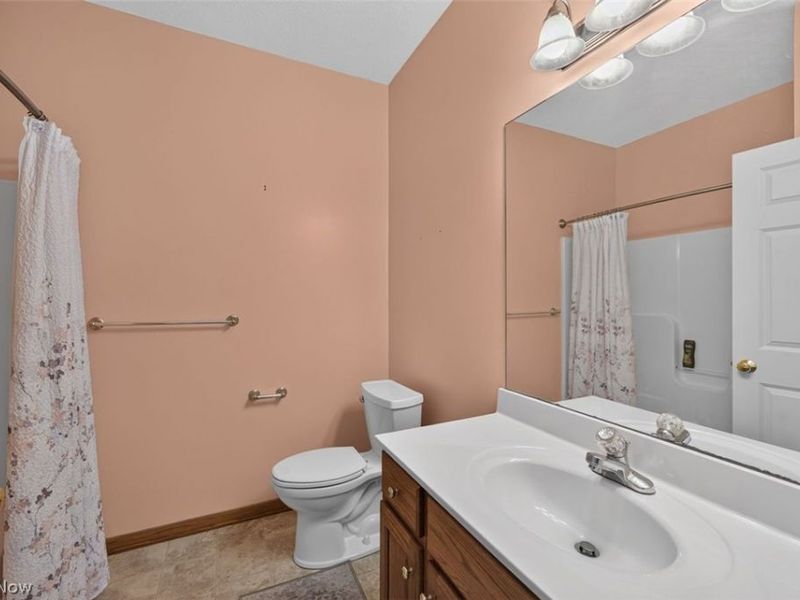 2046 University Commons Drive SE, Massillon, OH 44646 Photo 23