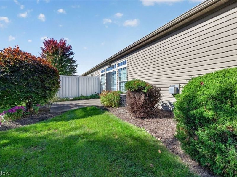 2046 University Commons Drive SE, Massillon, OH 44646 Photo 26