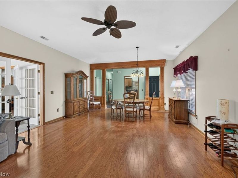 2046 University Commons Drive SE, Massillon, OH 44646 Photo 5