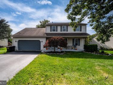 4550 HILLSIDE ROAD, READING, PA 19606