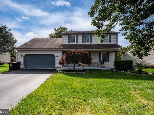 4550 HILLSIDE ROAD, READING, PA 19606