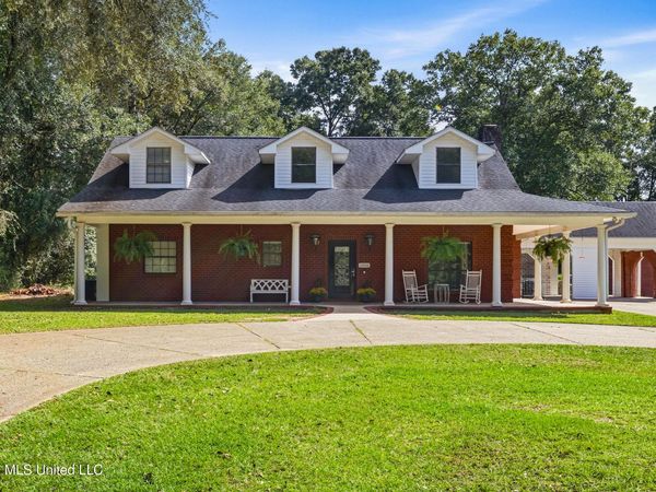 12908 Forts Lake Road, Moss Point, MS 39562