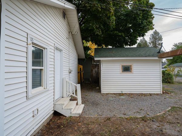 2911 W Garland Ave, Spokane, WA 99205