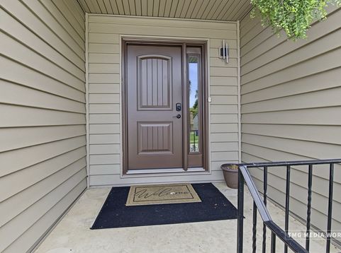 Main Photo
