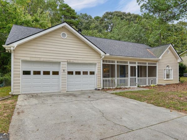 2880 Highpoint Road, Snellville, GA 30078