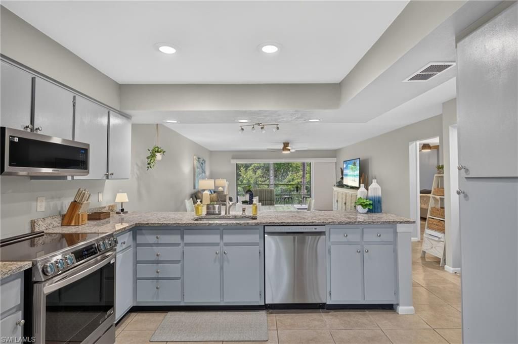 906 Big Pine Way, Fort Myers, FL 33907 Photo