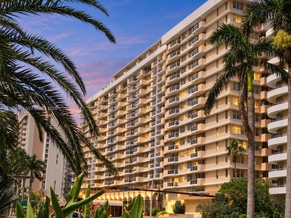 5601 Collins Ave , Unit M1, Miami Beach, FL 33140