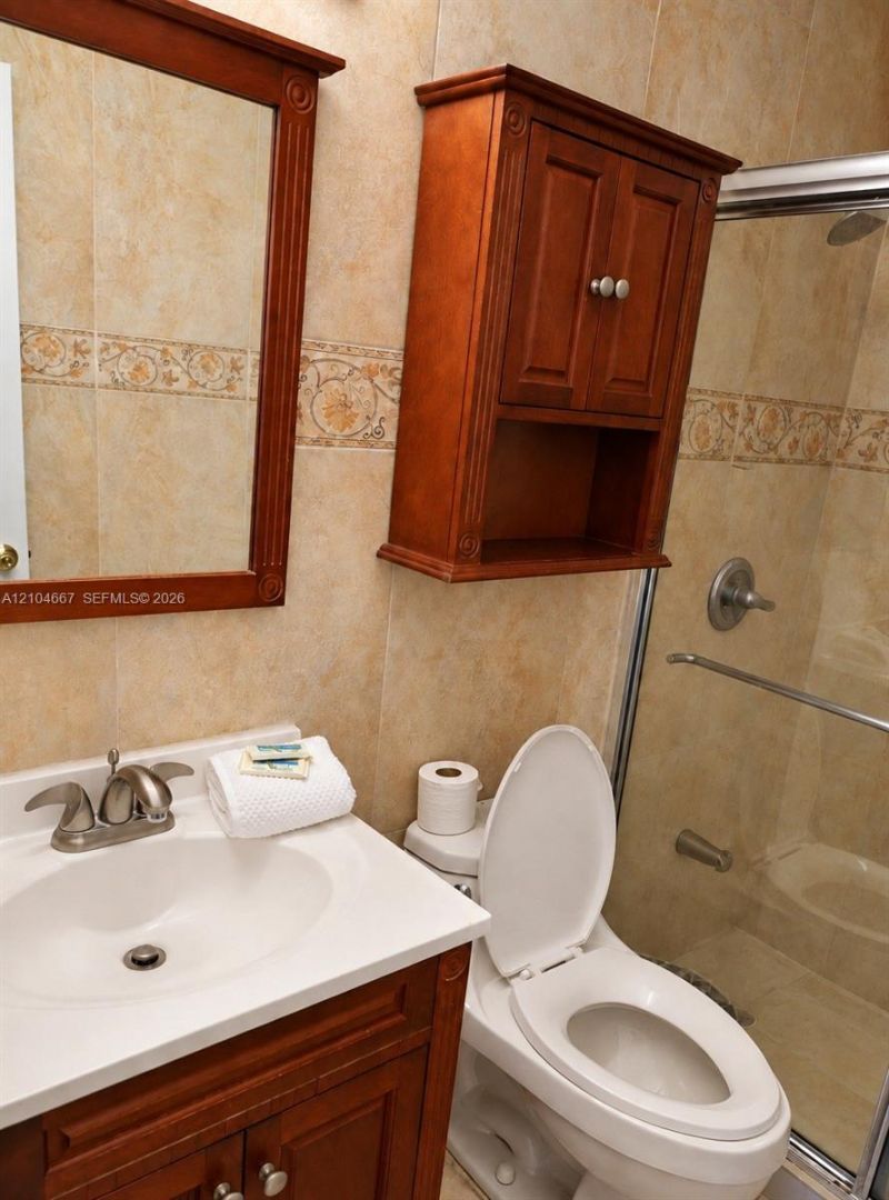 5601 Collins Ave , Unit M1, Miami Beach, FL 33140 Photo