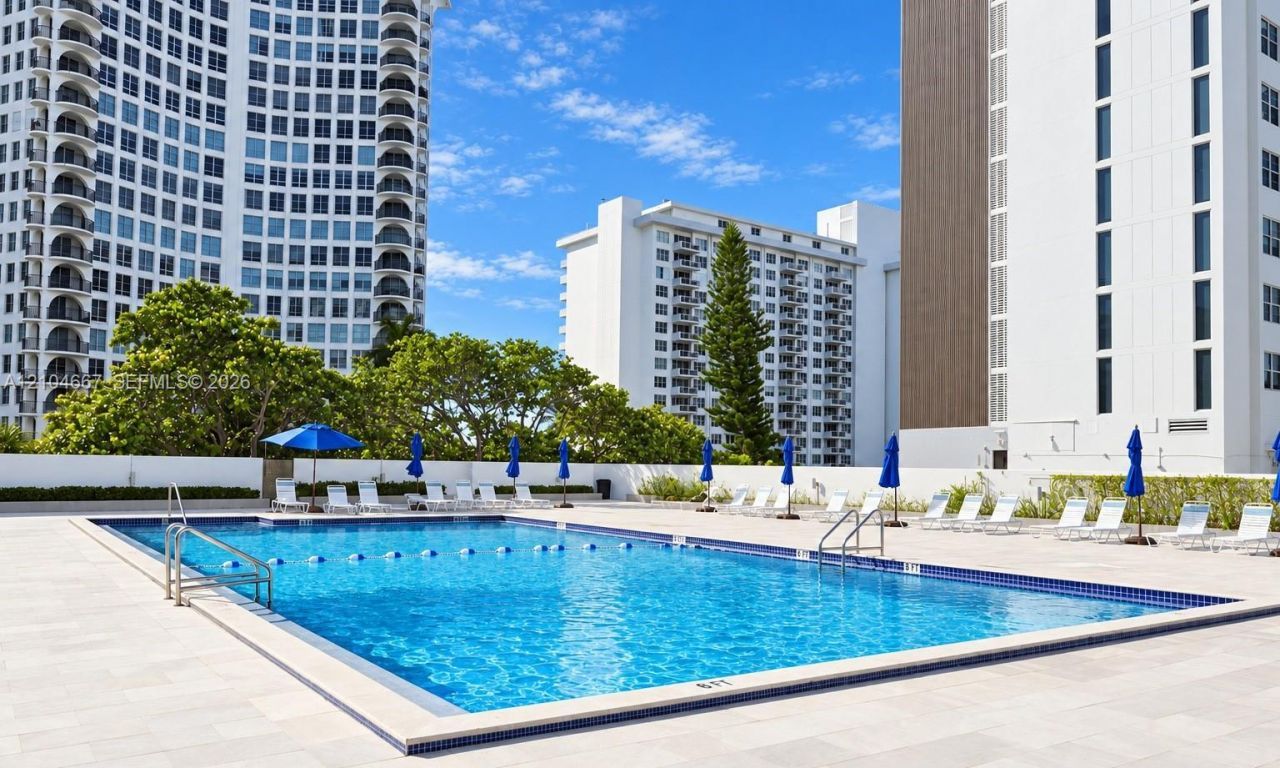 5601 Collins Ave , Unit M1, Miami Beach, FL 33140 Photo