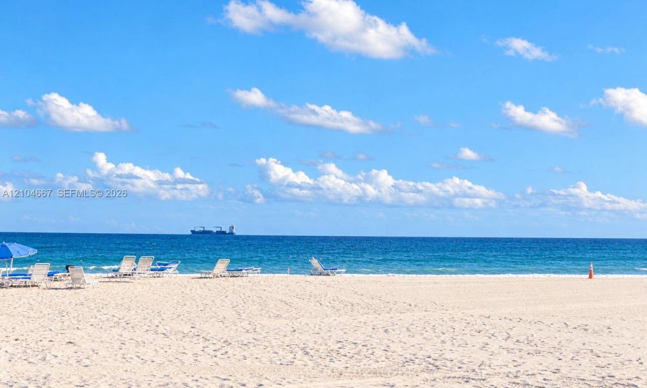 5601 Collins Ave , Unit M1, Miami Beach, FL 33140 Photo