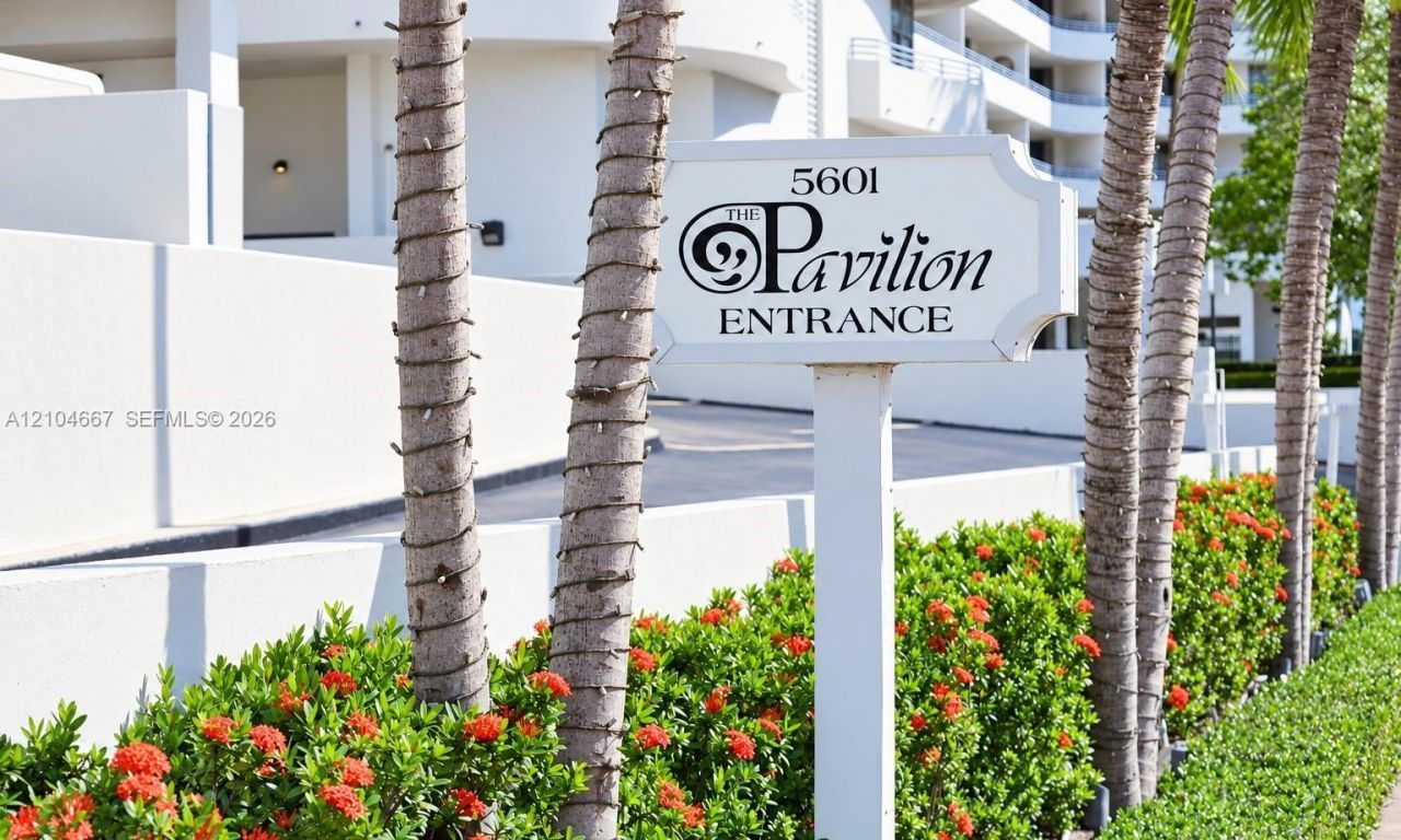5601 Collins Ave , Unit M1, Miami Beach, FL 33140 Photo