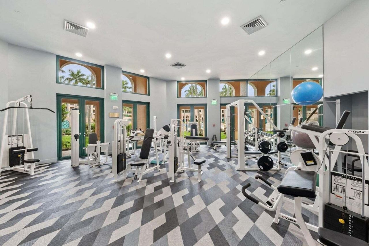 100 SE 5th Avenue, Unit 102, Boca Raton, FL 33432 Photo