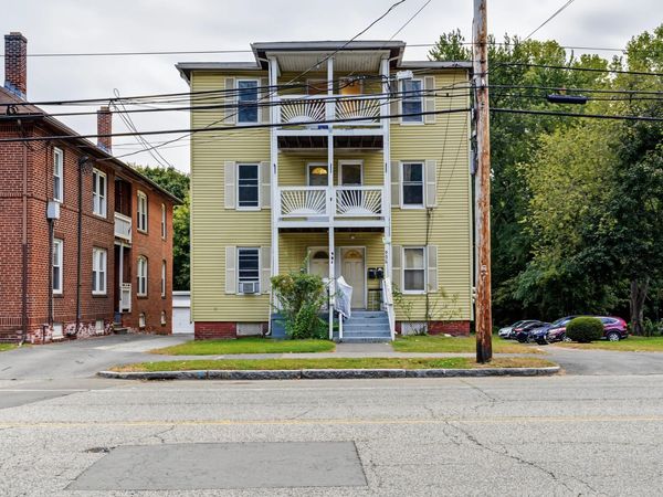 906 Main St, Unit 2, Holyoke, MA 01040