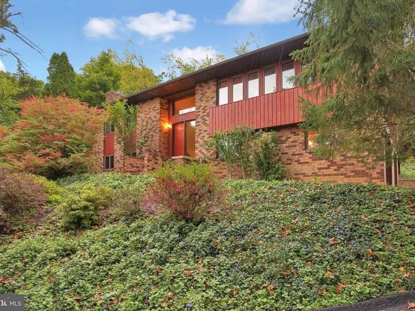 340 MOUNTAIN VIEW ROAD , READING, PA 19607