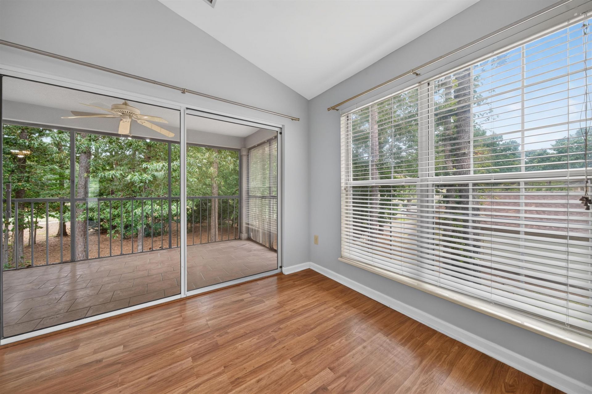 208 Pipers Ln.  Photo 11