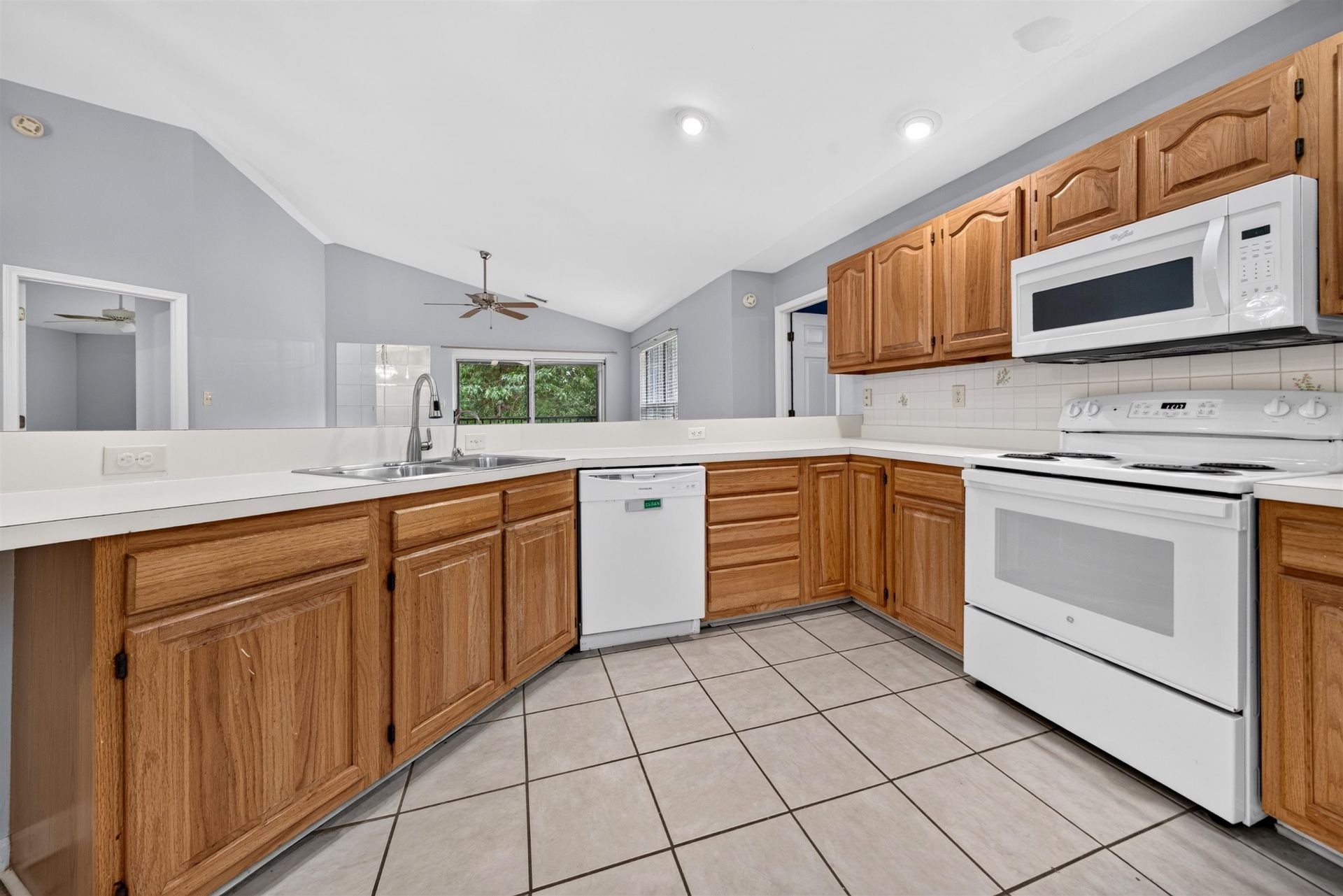 208 Pipers Ln.  Photo 20