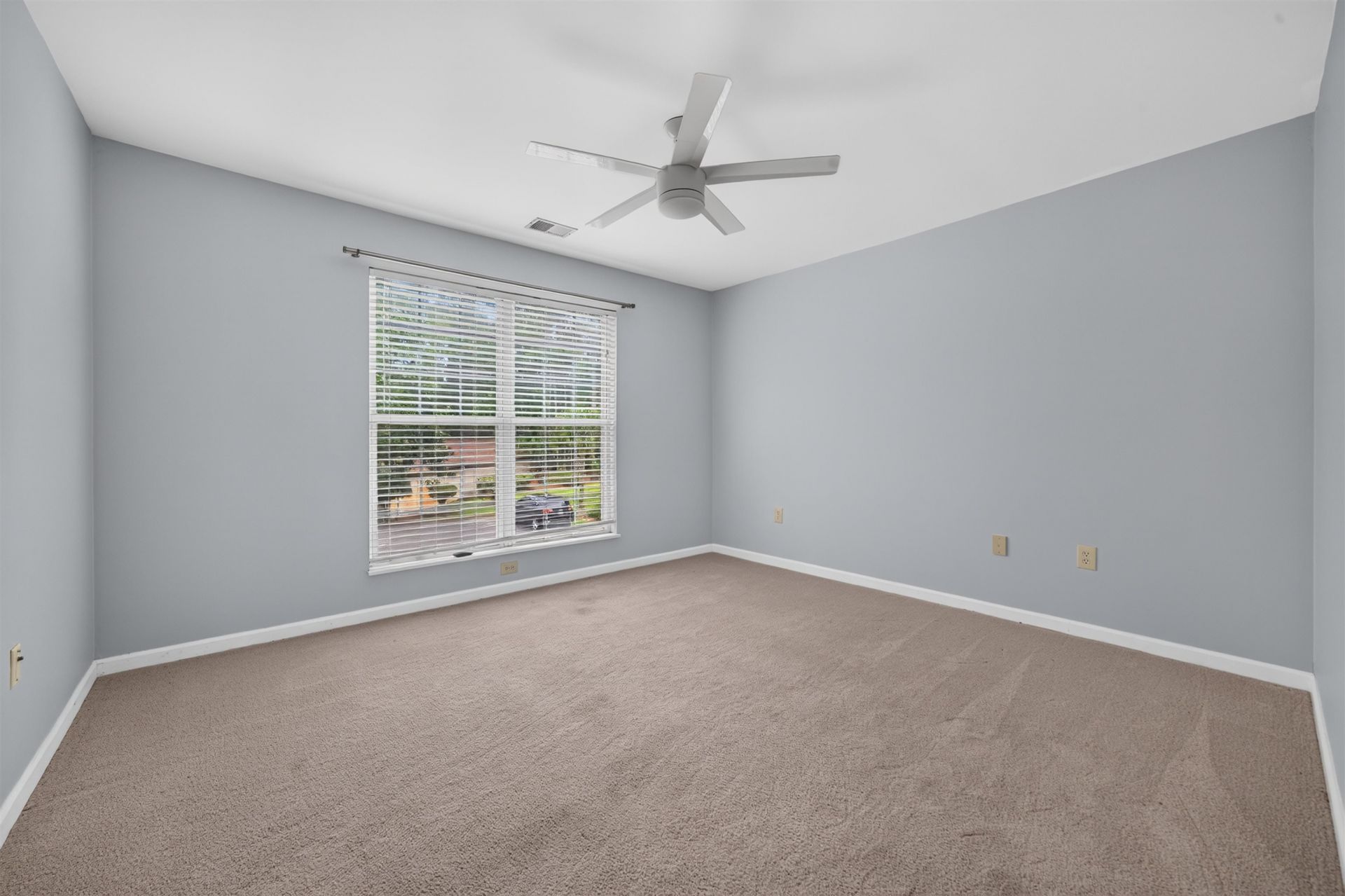 208 Pipers Ln.  Photo 24