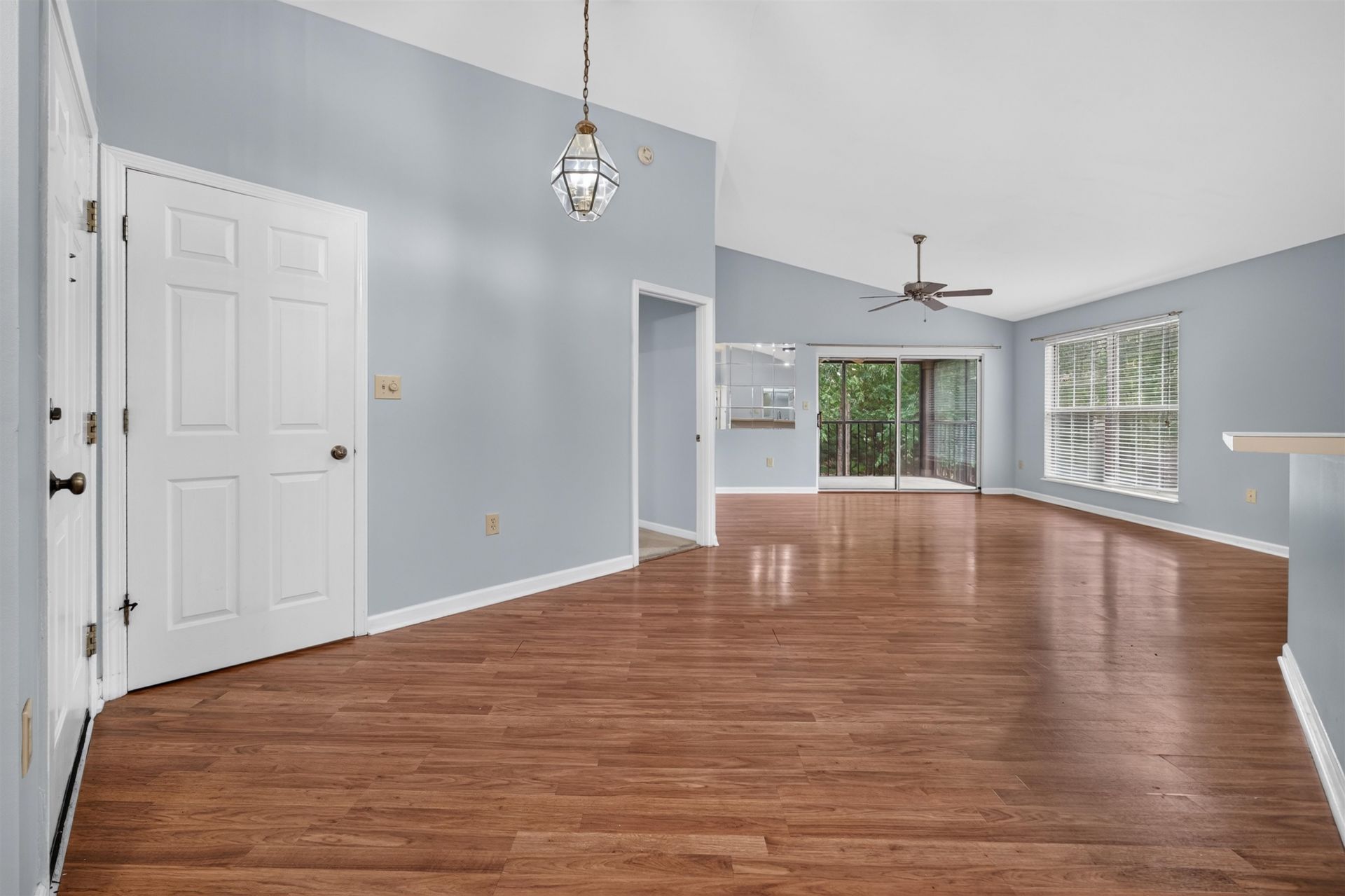 208 Pipers Ln.  Photo 34
