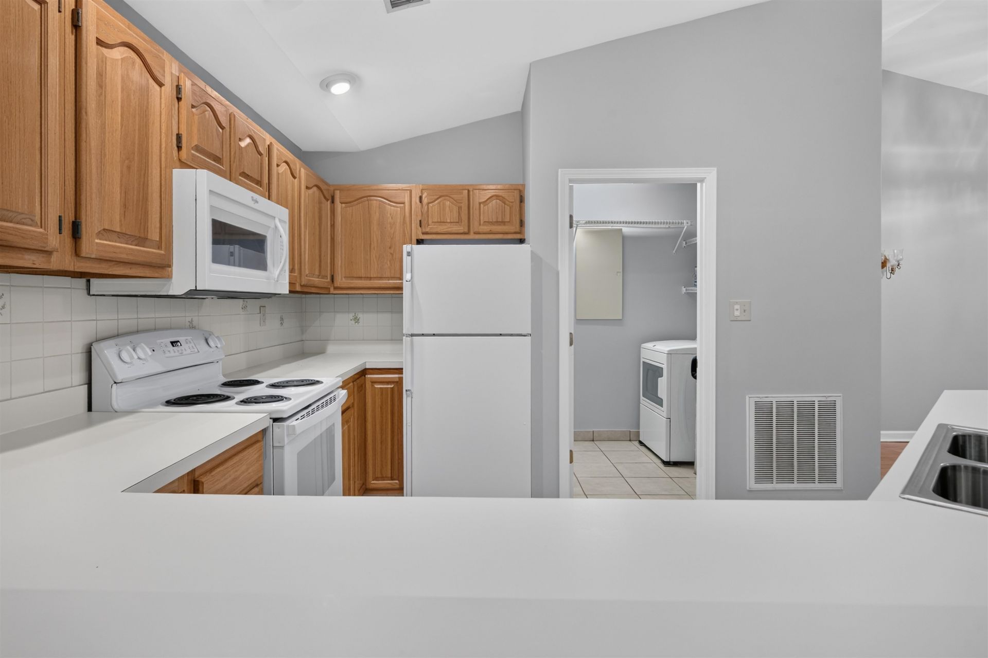 208 Pipers Ln.  Photo 39