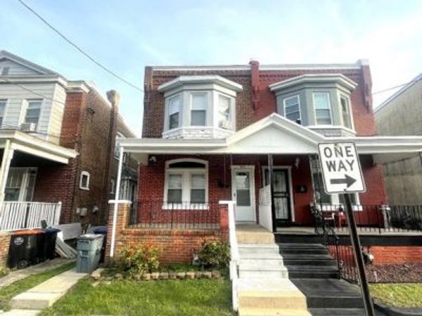 327 E 20TH STREET , CHESTER, PA 19013