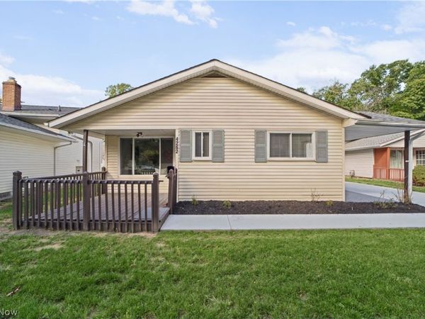 4262 W 181st Street , Cleveland, OH 44135