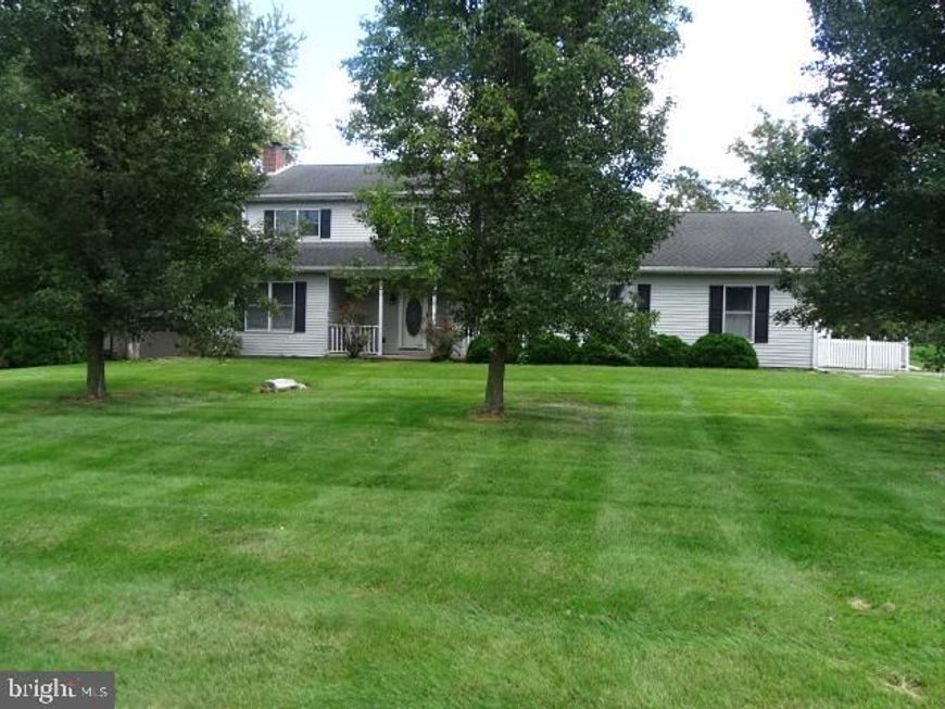 438 Larkspur Lane, Chambersburg, PA 17202 Main Photo