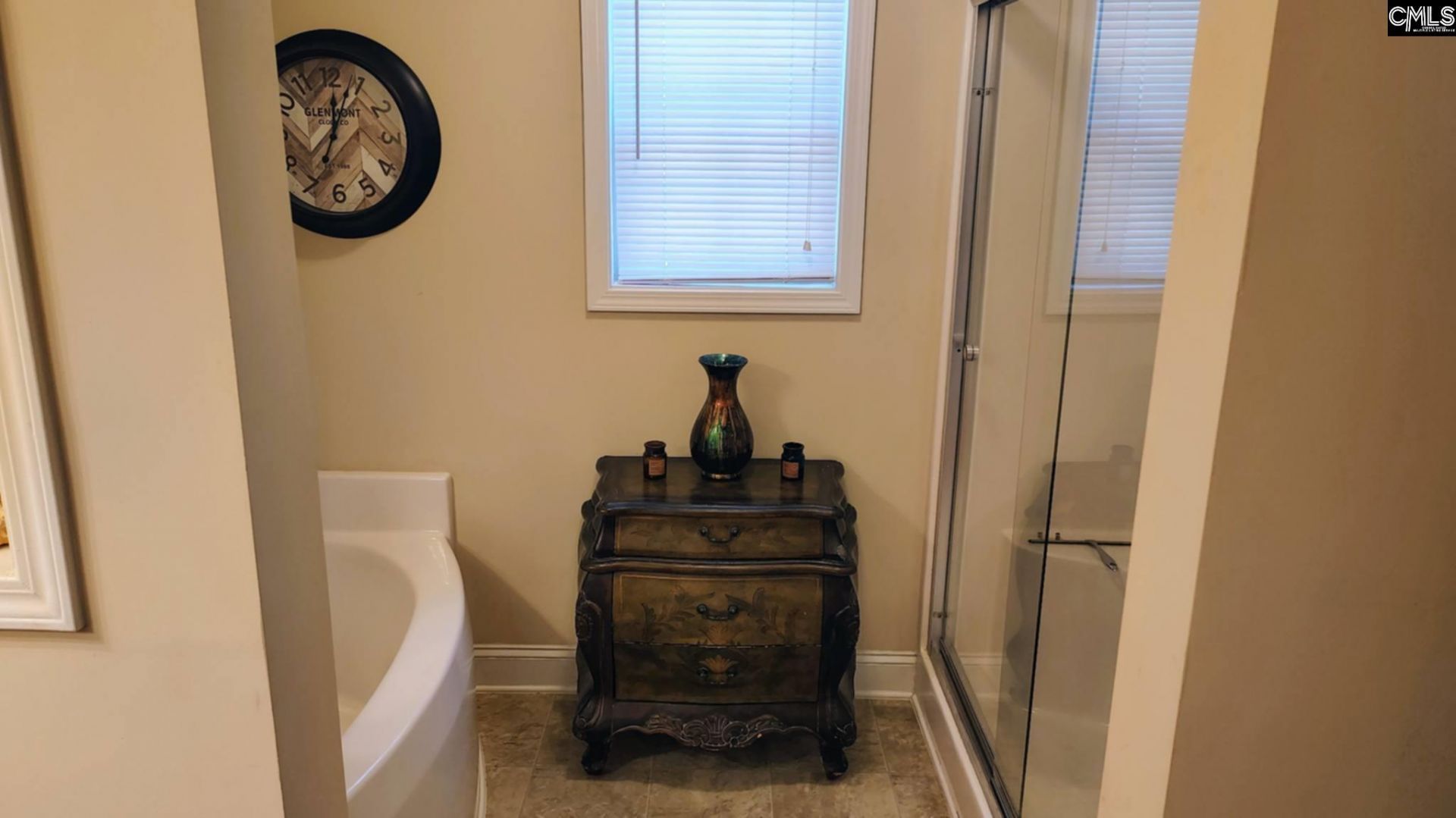 48 Rugar Drive Photo 13