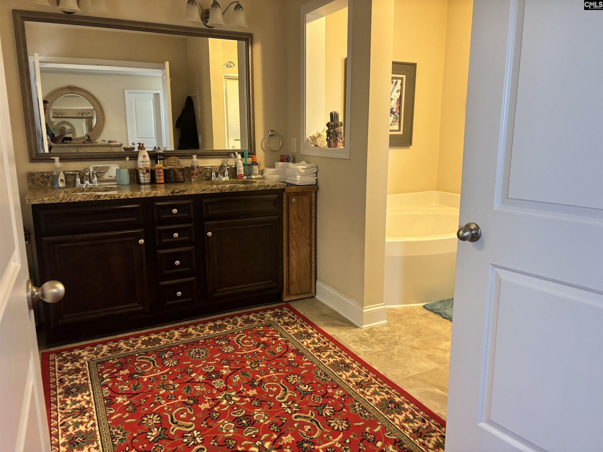 48 Rugar Drive Photo 15