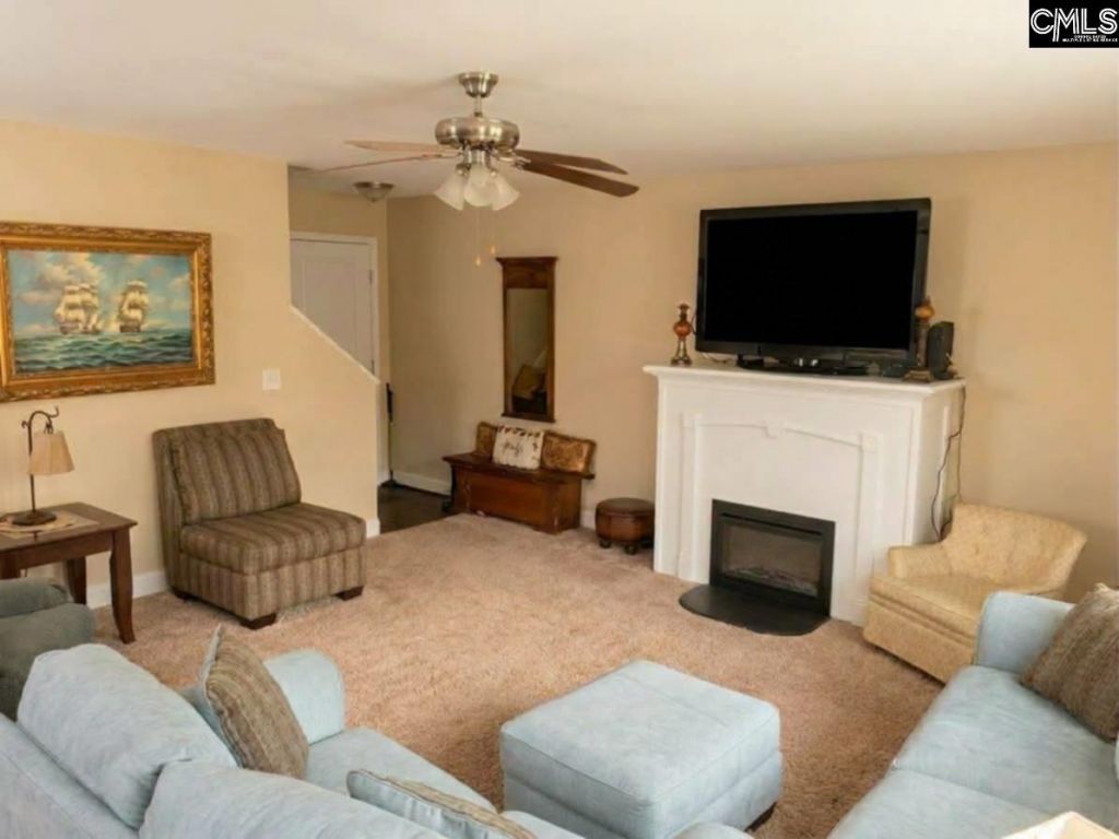 48 Rugar Drive Photo 4