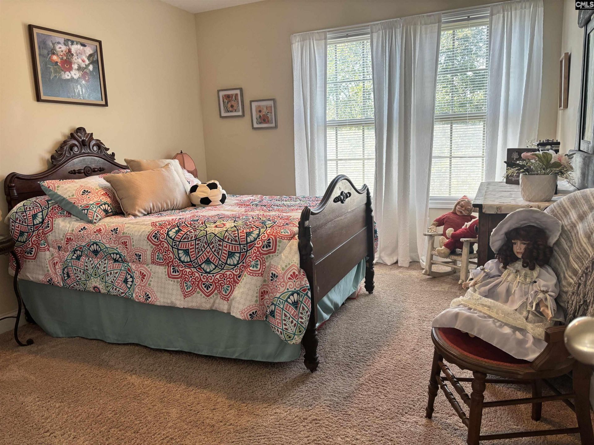 48 Rugar Drive Photo 8