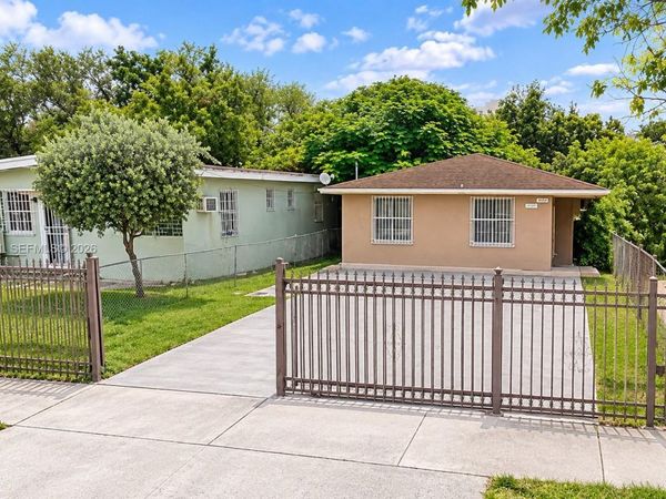 3715 NW 23rd Ct , Unit 3715, Miami, FL 33142