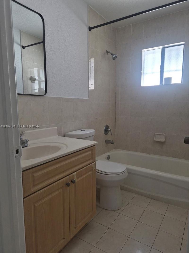 3715 NW 23rd Ct , Unit 3715, Miami, FL 33142 Photo