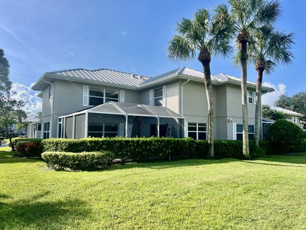 2833 SW Lakemont Place, Palm City, FL 34990