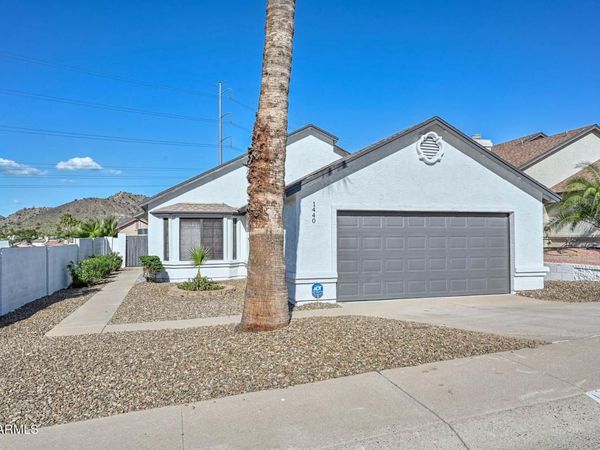 1440 E RENEE Drive, Phoenix, AZ 85024