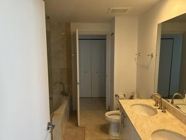 550 Okeechobee Boulevard, Unit 725, West Palm Beach, FL 33401 Photo