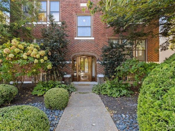 4416 Laclede Avenue, St Louis, MO 63108
