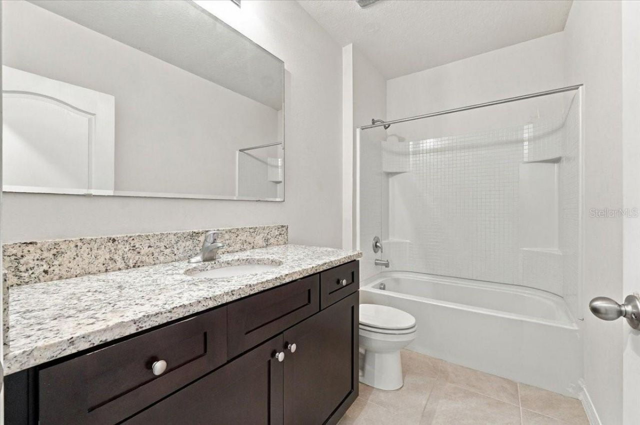 261 St Thomas Drive , Mulberry, FL 33860 Photo